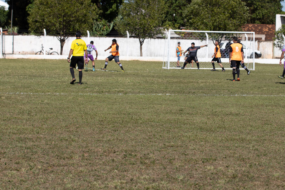 Primeira rodada do Campeonato Municipal de Futebol Suíço reúne grande público em Juti