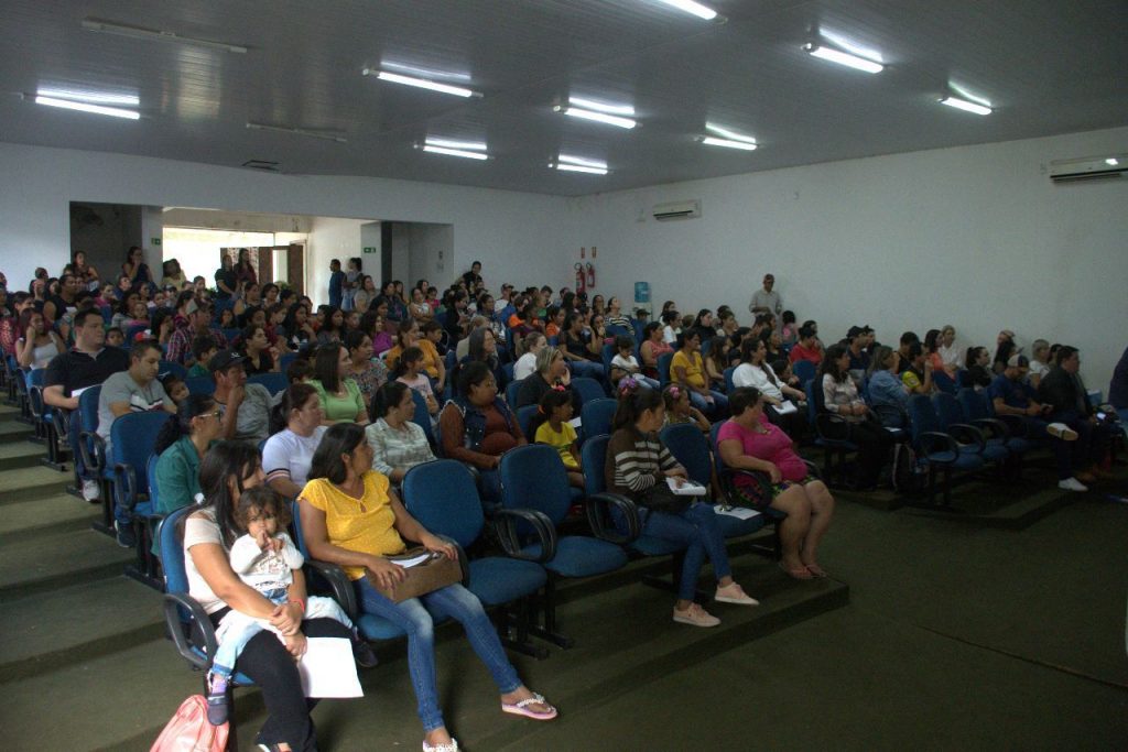 Escola Municipal Professora Cecília Mutsumi Honda Perecin realizou Reunião da Família na Escola