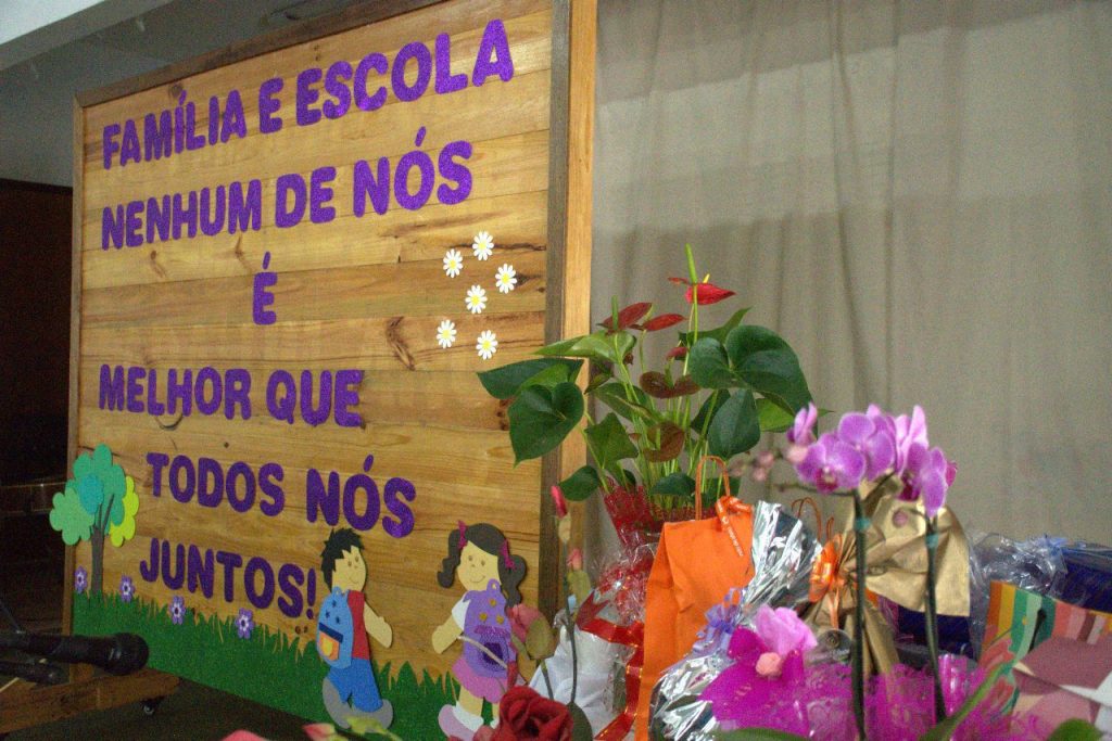 Escola Municipal Professora Cecília Mutsumi Honda Perecin realizou Reunião da Família na Escola