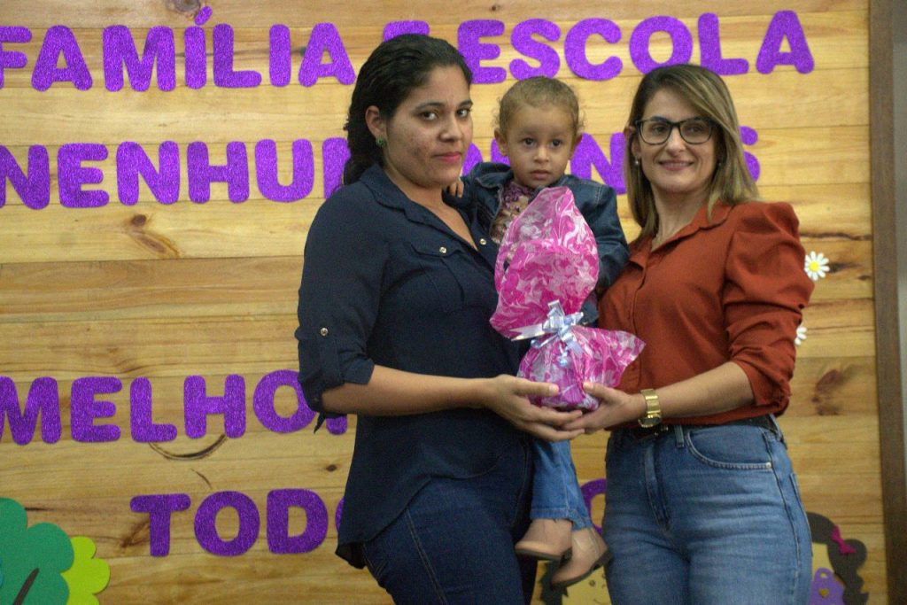 Escola Municipal Professora Cecília Mutsumi Honda Perecin realizou Reunião da Família na Escola