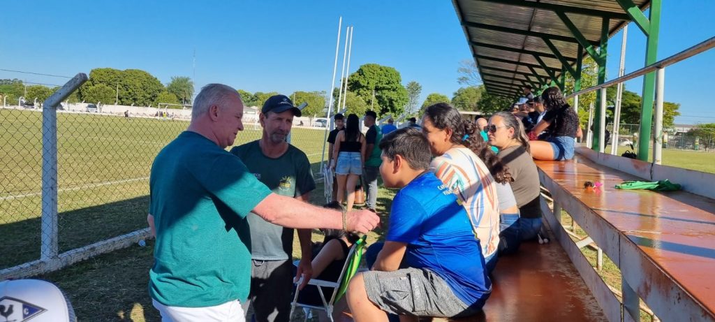 Primeira rodada do Campeonato Municipal de Futebol Suíço reúne grande público em Juti