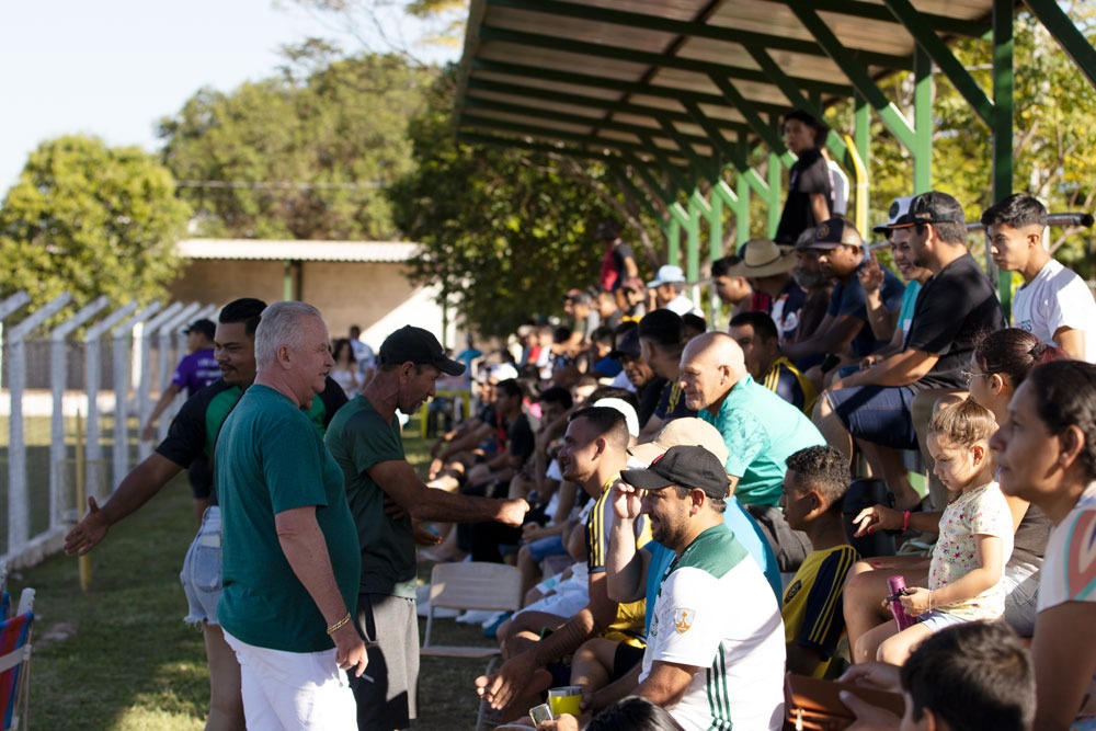 Primeira rodada do Campeonato Municipal de Futebol Suíço reúne grande público em Juti