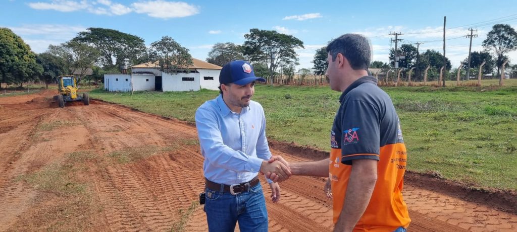 Prefeito Rogério Torquetti anuncia etapa do Velocross em Tacuru