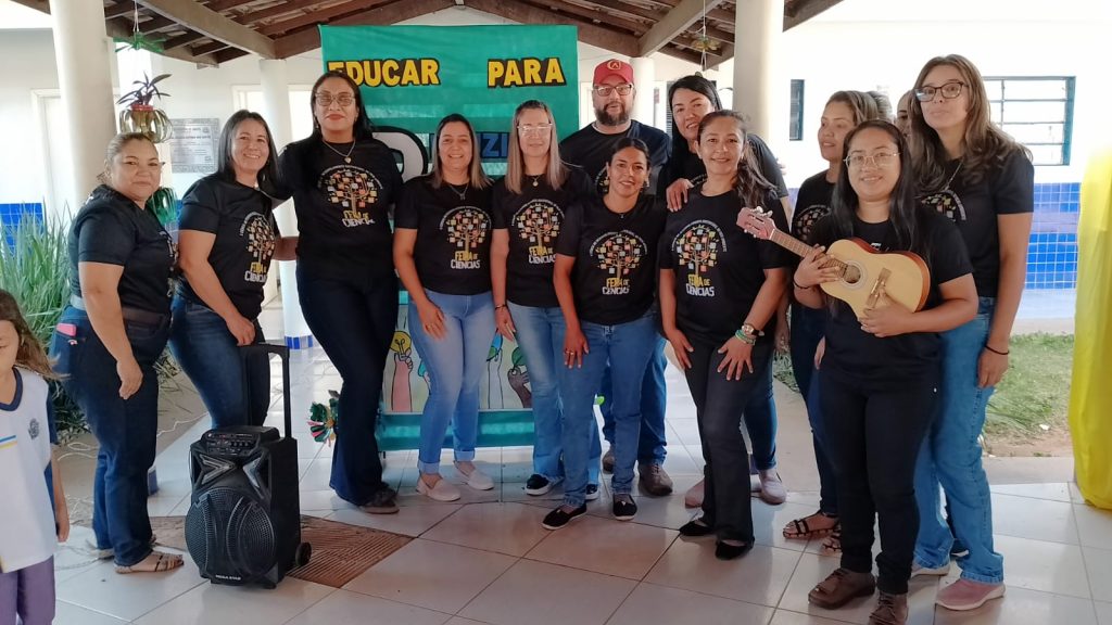 Escolas municipais realizaram Feira de Ciências para apresentação de projetos, pesquisas e experimentos dos alunos