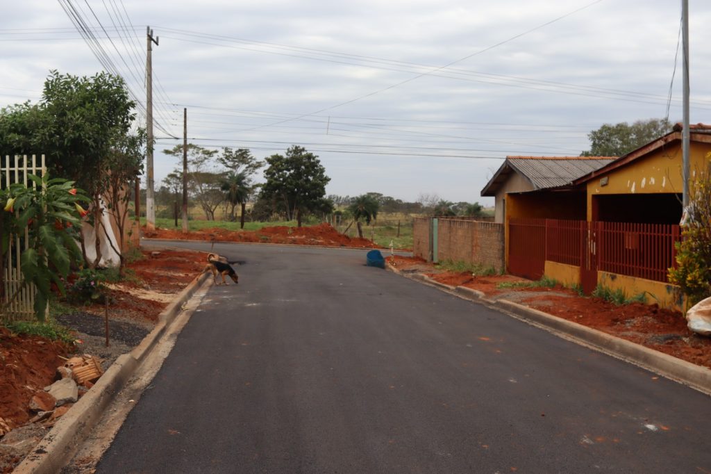 Prefeito Rogério visita diversas obras no município e anuncia competição de velocross