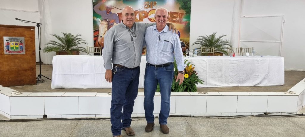 Prefeito Neco Pagliosa participa da abertura da 51ª Expobel