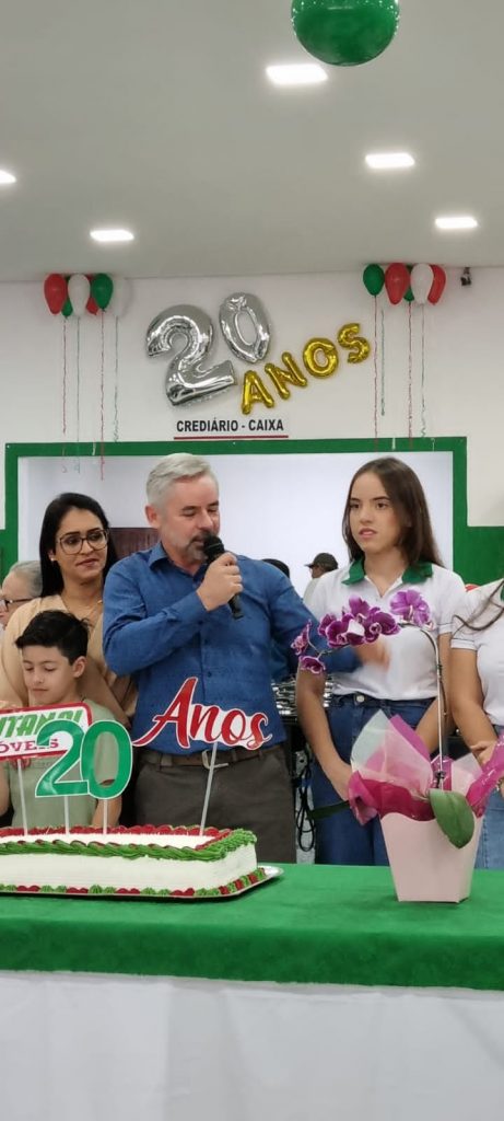 Pantanal Móveis celebra 20 anos em Amambai