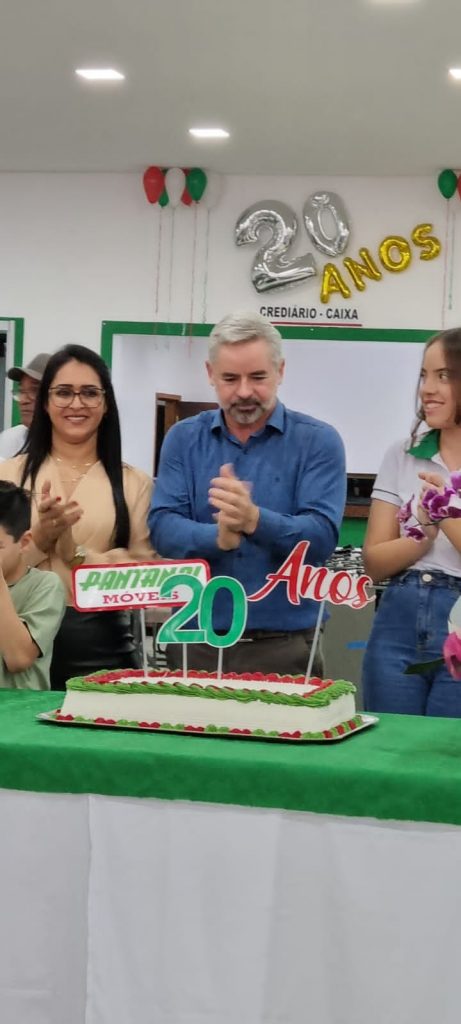 Pantanal Móveis celebra 20 anos em Amambai