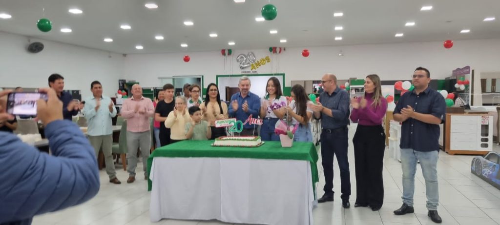 Pantanal Móveis celebra 20 anos em Amambai