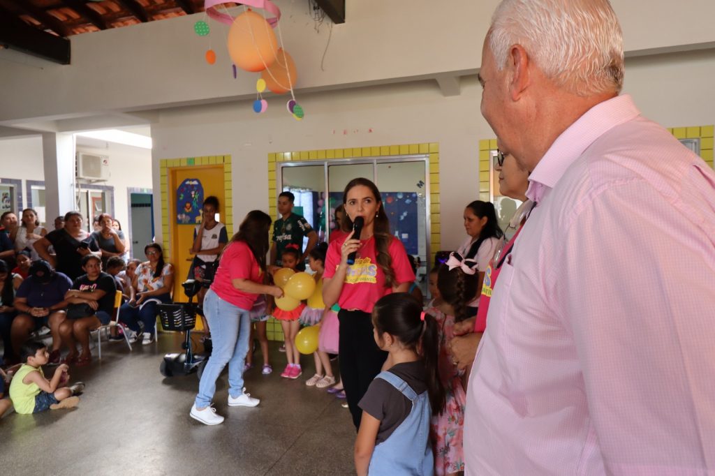 Pequenos cientistas deram show na 1ª Feira de Ciências do CEIM Hermito