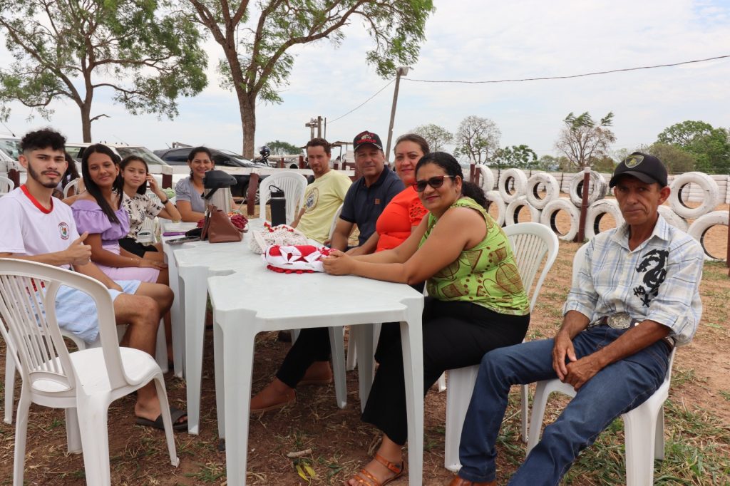 Servidores públicos de Caracol celebram seu dia com uma grande festa