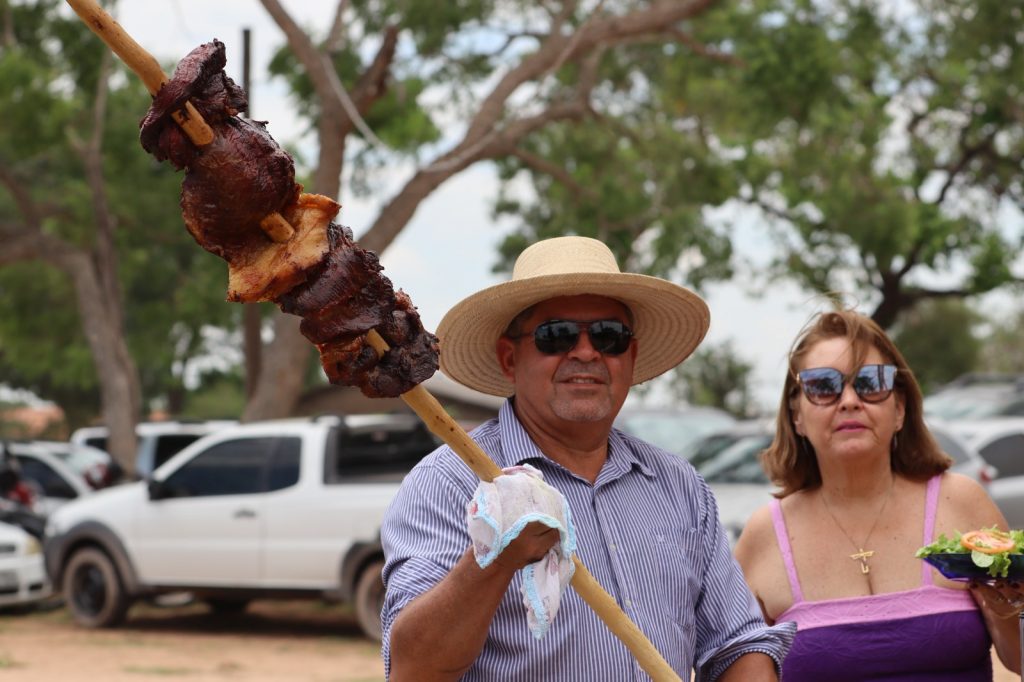 Servidores públicos de Caracol celebram seu dia com uma grande festa