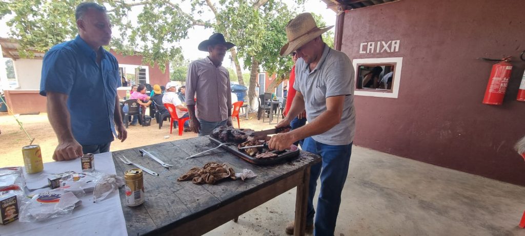 Servidores públicos de Caracol celebram seu dia com uma grande festa