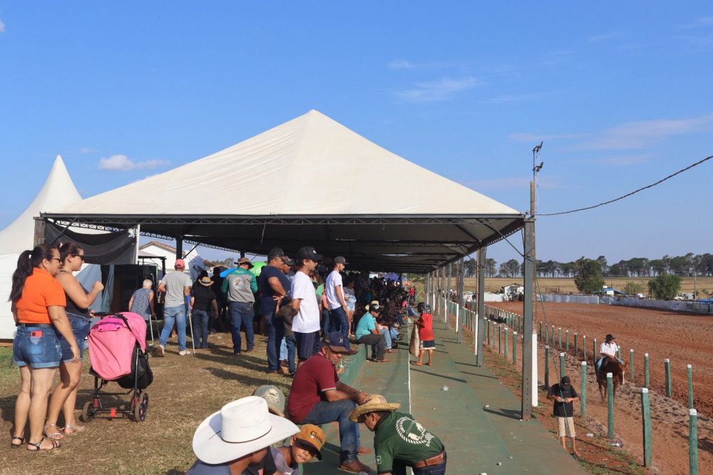 Tacuru: Prefeito Rogério Torquetti comemora sucesso da Expotac 2023