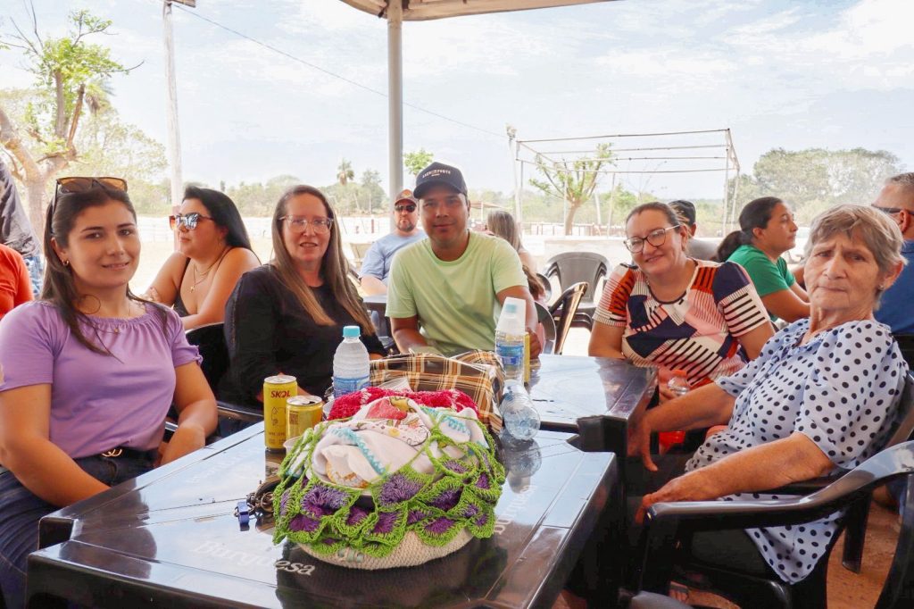 Servidores públicos de Caracol celebram seu dia com uma grande festa