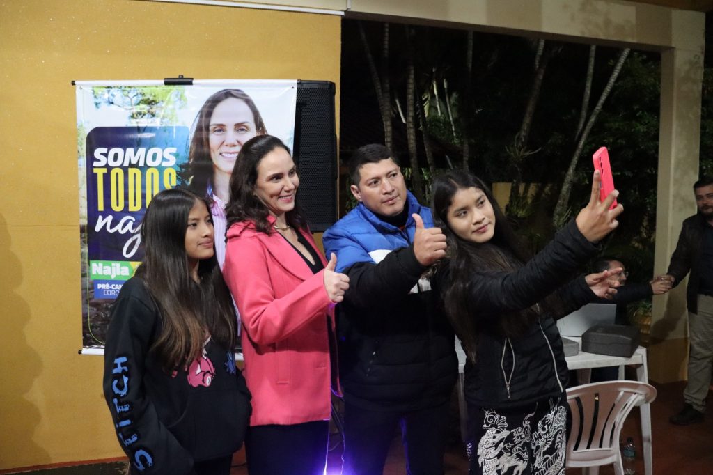 Público comparece em massa no ato de lançamento da Pré-candidatura a Prefeita de Najla Mariano