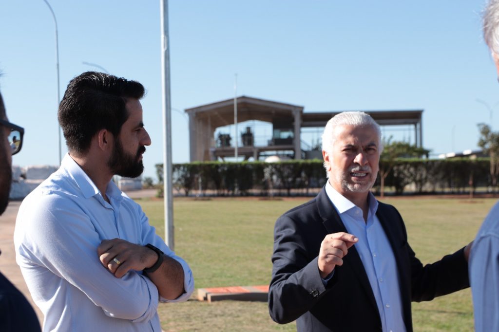 Pré-candidato a prefeito de Deodápolis, Jean da Saúde, acompanha agenda do Governador em Nova Andradina, Taquarussu e Batayporã