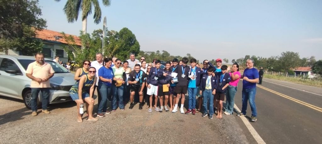 Seleção caracolense Sub 14 de Voleibol Masculino conquista segundo lugar nos Jogos Escolares de MS