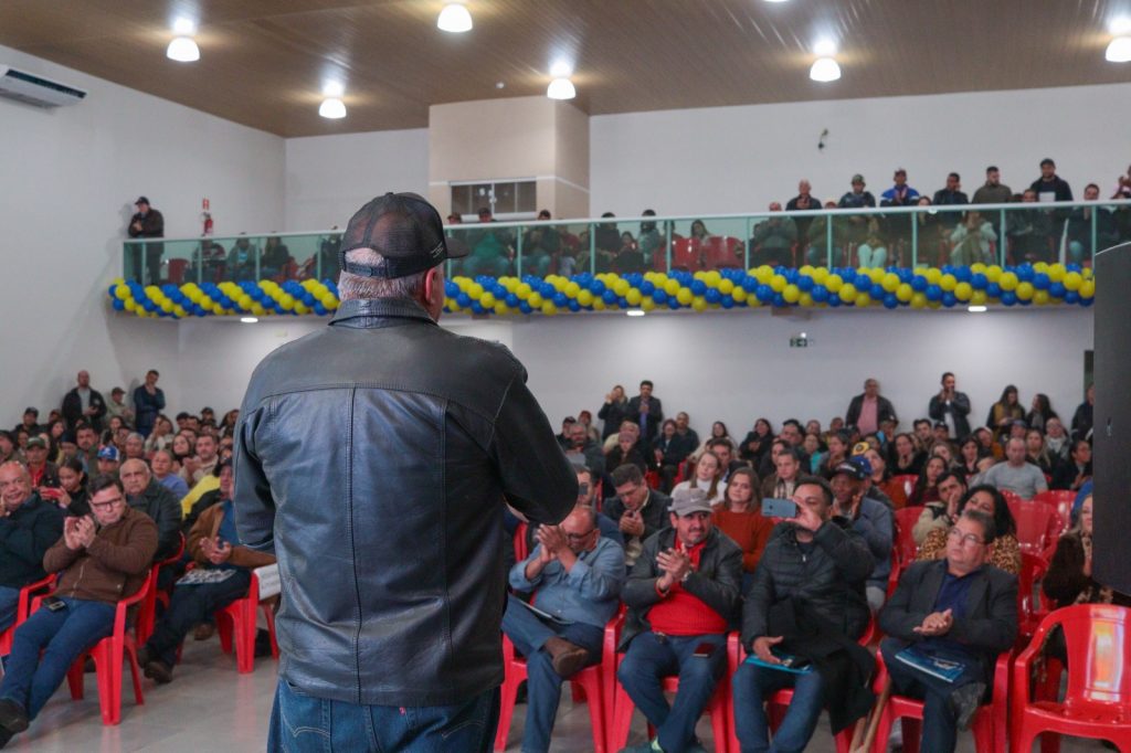 Pré-lançamento de Jean da Saúde reúne multidão de amigos e apoiadores