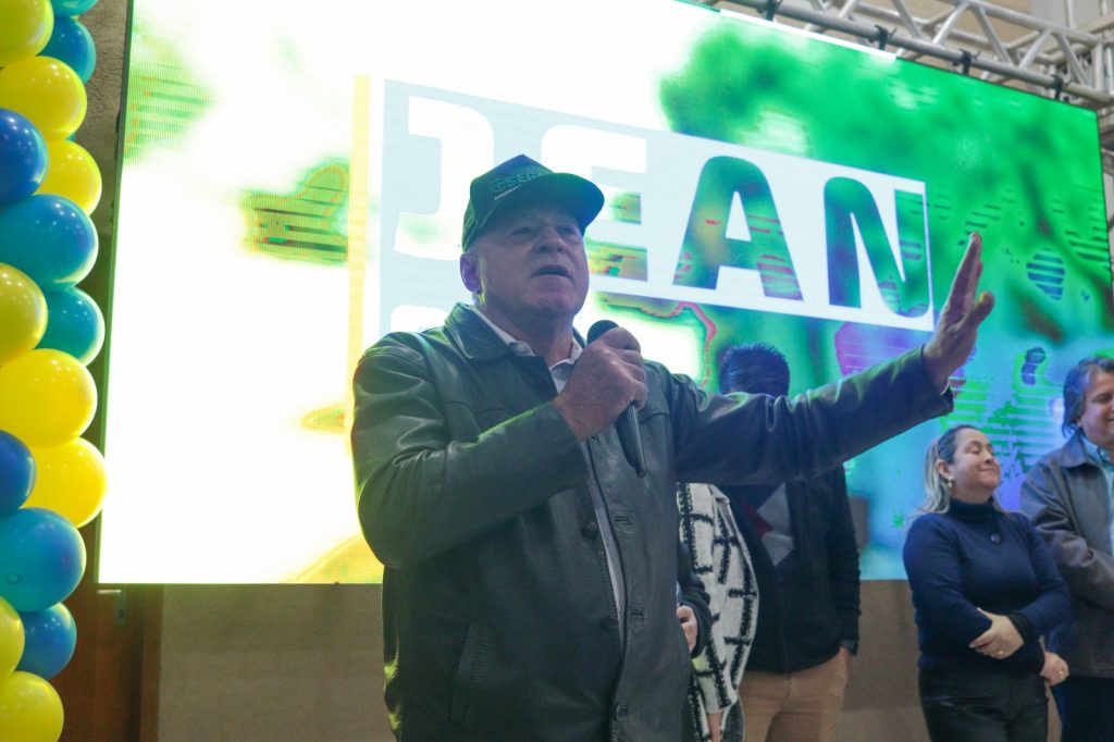 Pré-lançamento de Jean da Saúde reúne multidão de amigos e apoiadores