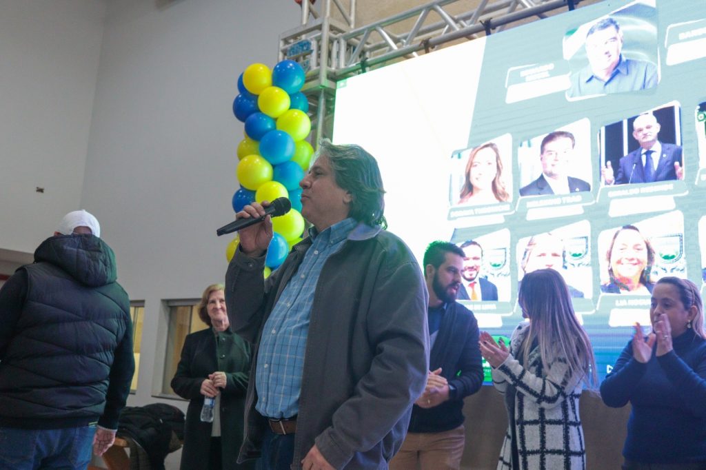 Pré-lançamento de Jean da Saúde reúne multidão de amigos e apoiadores