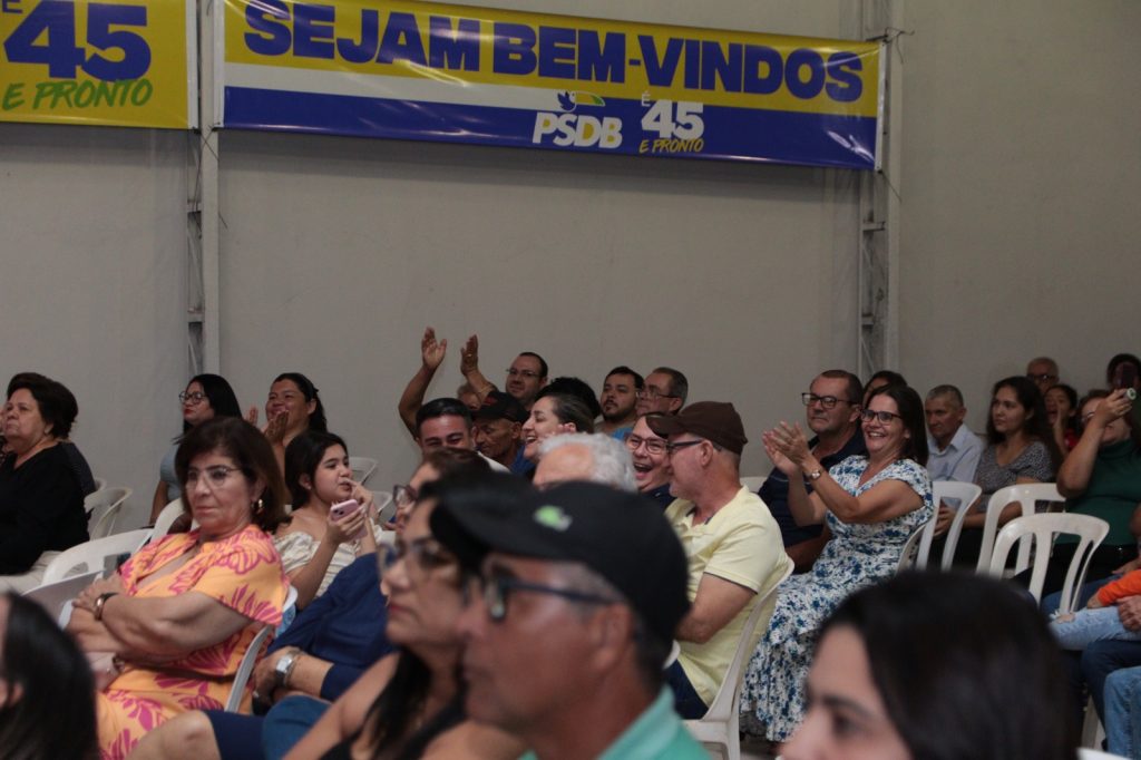 Lançamento da pré-candidatura de Neco Pagliosa reúne grande público em Caracol