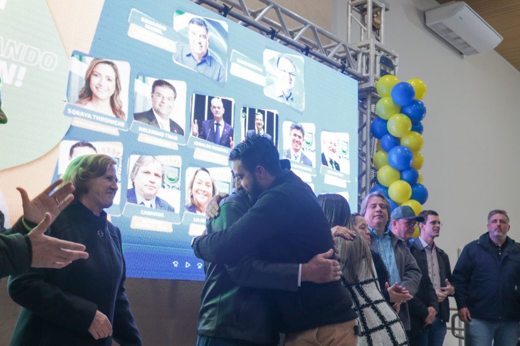 Pré-lançamento de Jean da Saúde reúne multidão de amigos e apoiadores