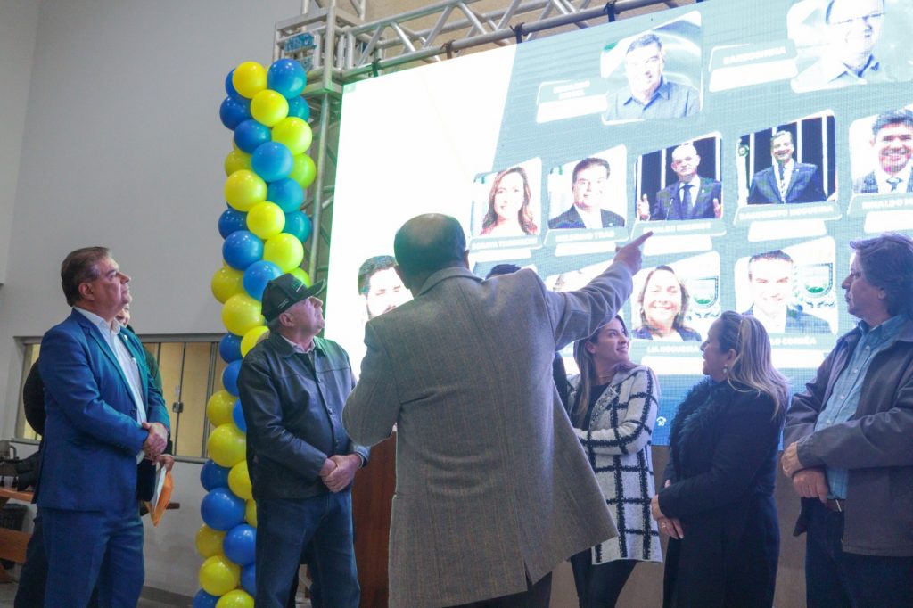 Pré-lançamento de Jean da Saúde reúne multidão de amigos e apoiadores