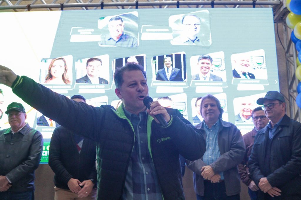 Pré-lançamento de Jean da Saúde reúne multidão de amigos e apoiadores