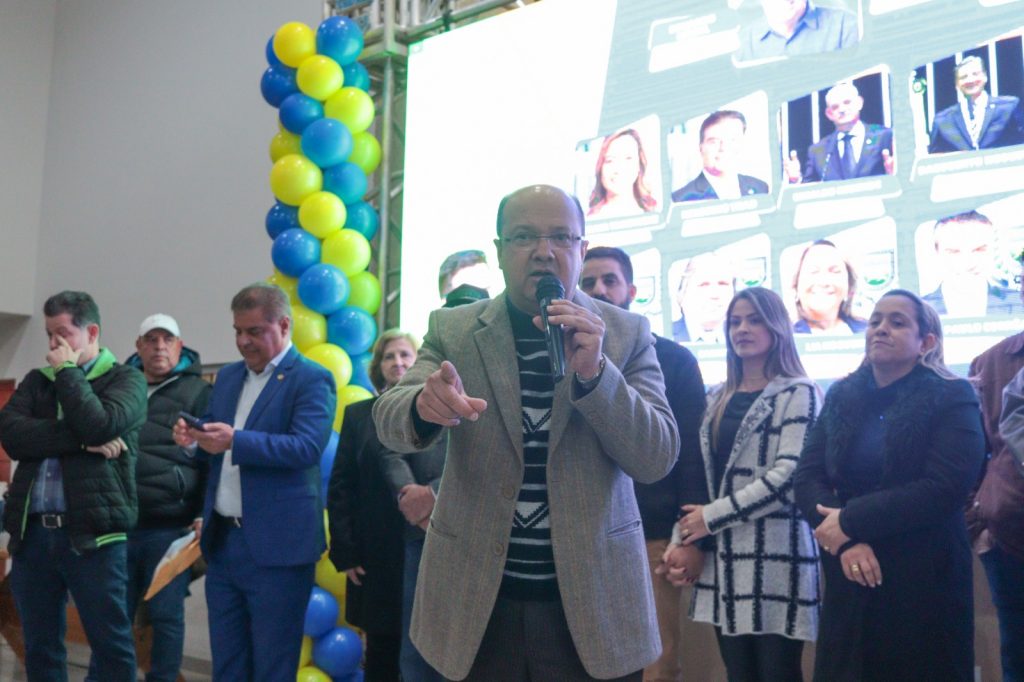 Pré-lançamento de Jean da Saúde reúne multidão de amigos e apoiadores