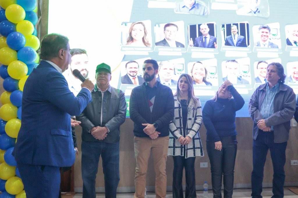 Pré-lançamento de Jean da Saúde reúne multidão de amigos e apoiadores