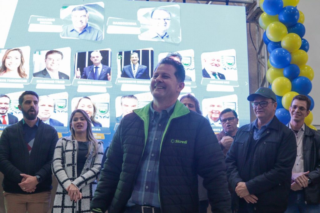 Pré-lançamento de Jean da Saúde reúne multidão de amigos e apoiadores