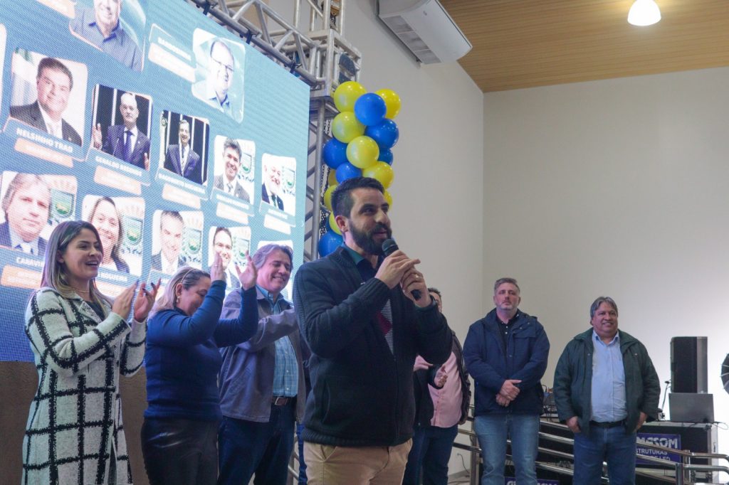 Pré-lançamento de Jean da Saúde reúne multidão de amigos e apoiadores