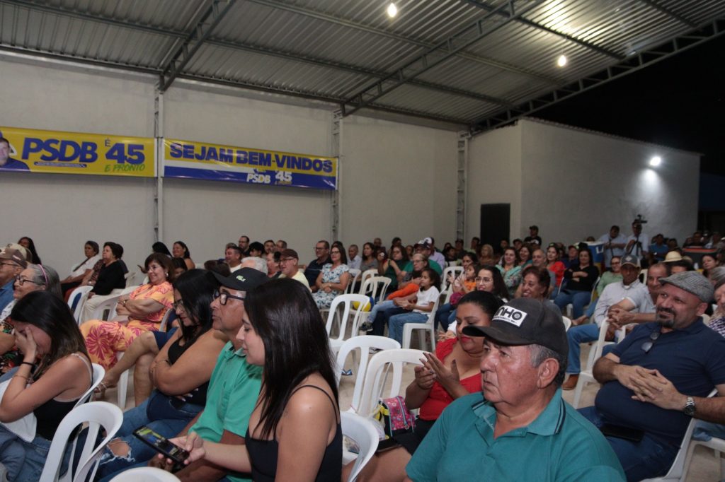 Lançamento da pré-candidatura de Neco Pagliosa reúne grande público em Caracol