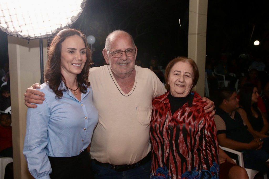 Com sucesso de público, convenção do MDB homologa Najla Mariano como pré-candidata a prefeita de Coronel Sapucaia