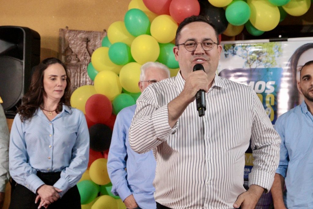 Com sucesso de público, convenção do MDB homologa Najla Mariano como pré-candidata a prefeita de Coronel Sapucaia