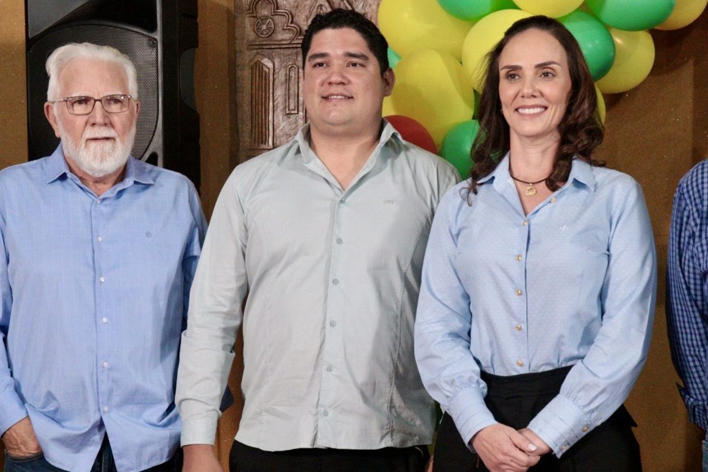 Com sucesso de público, convenção do MDB homologa Najla Mariano como pré-candidata a prefeita de Coronel Sapucaia