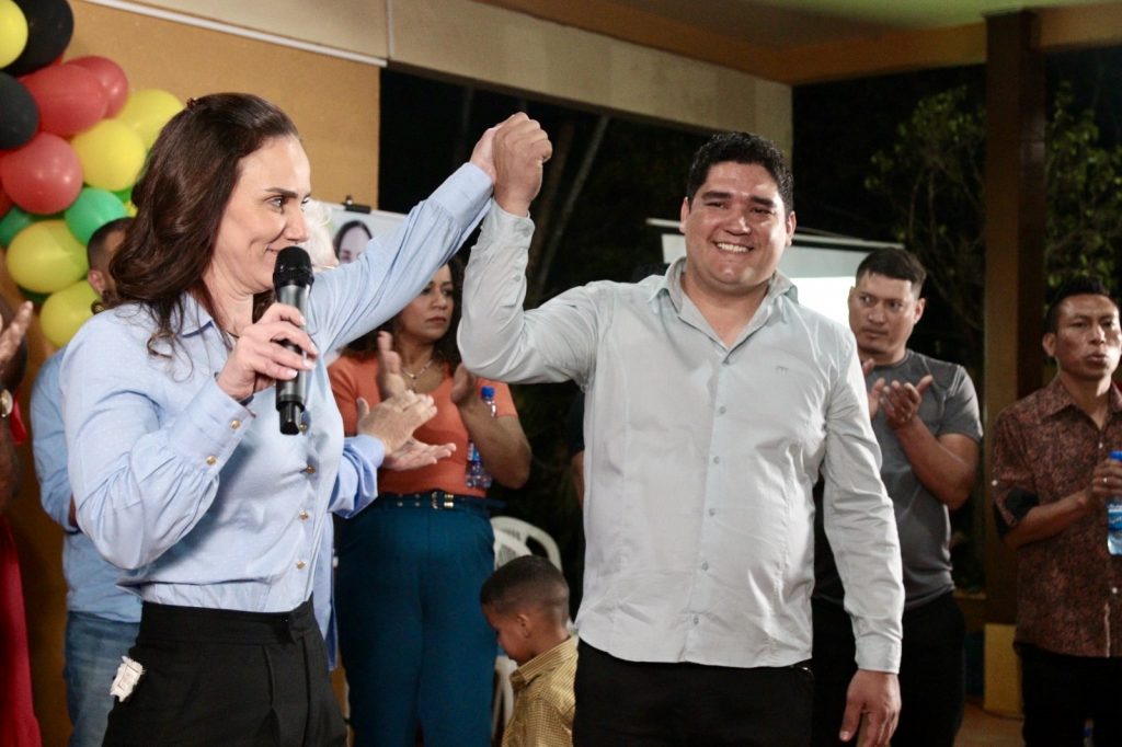 Com sucesso de público, convenção do MDB homologa Najla Mariano como pré-candidata a prefeita de Coronel Sapucaia