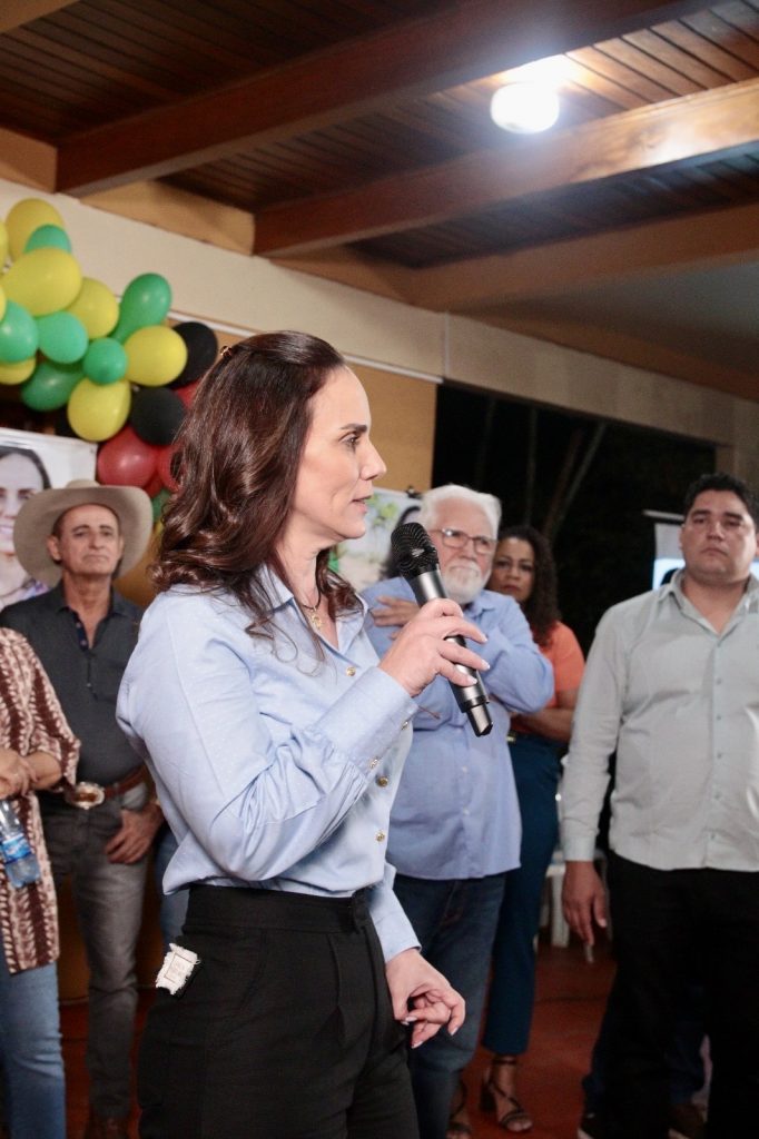 Com sucesso de público, convenção do MDB homologa Najla Mariano como pré-candidata a prefeita de Coronel Sapucaia