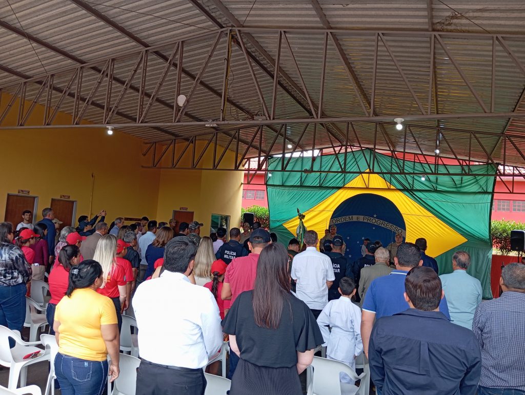 Prefeito Neco Pagliosa participa da passagem de comando do Corpo de Bombeiros de Bela Vista