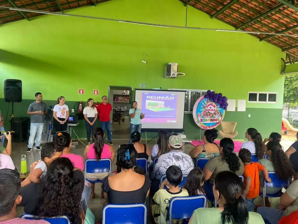 Escola Municipal Rural Inácio Silvestre Monteiro realiza primeira reunião de pais de 2025