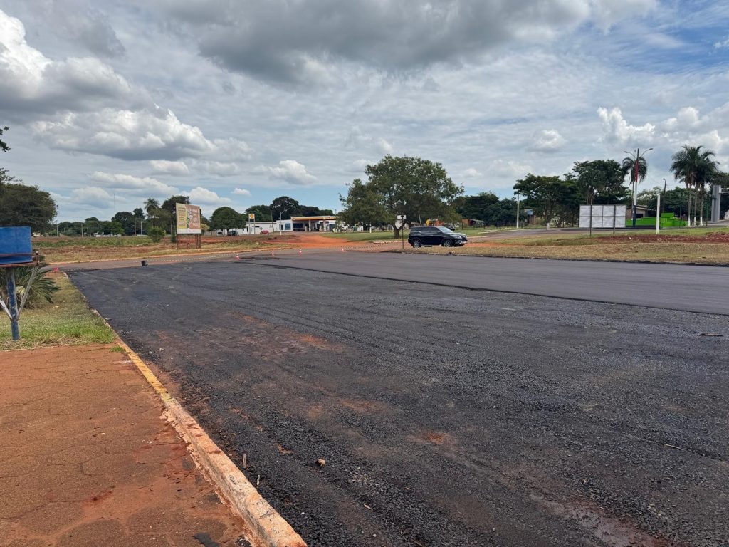 Prefeitura de Paranhos recupera acesso e estacionamento da rodoviária