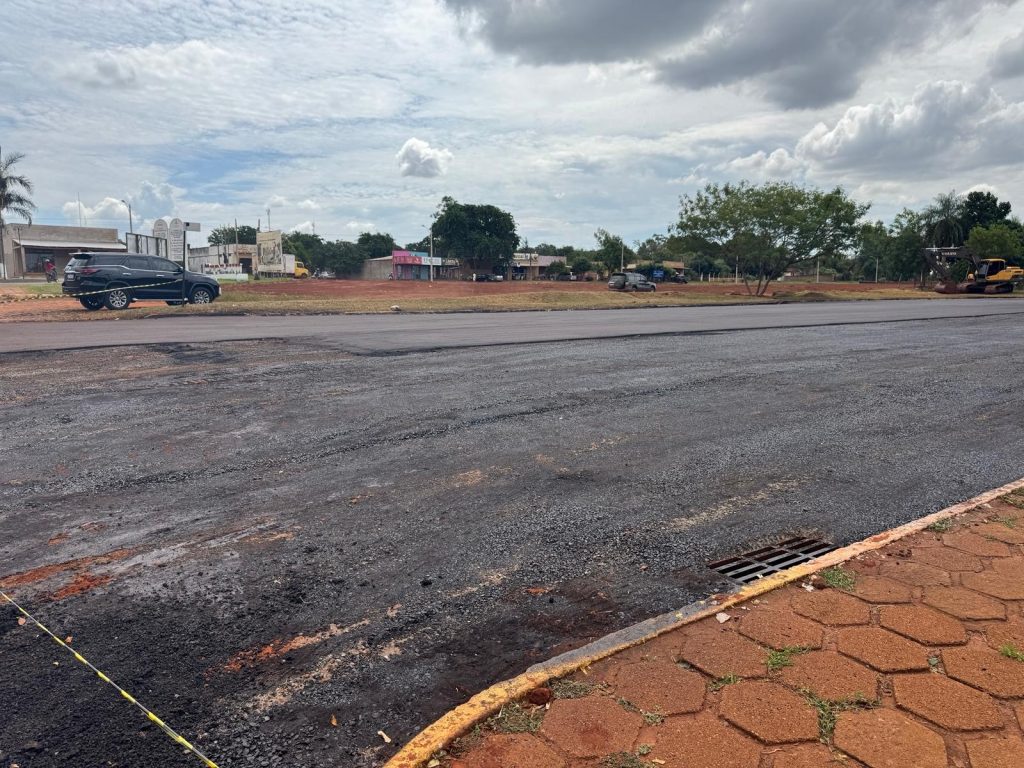 Prefeitura de Paranhos recupera acesso e estacionamento da rodoviária