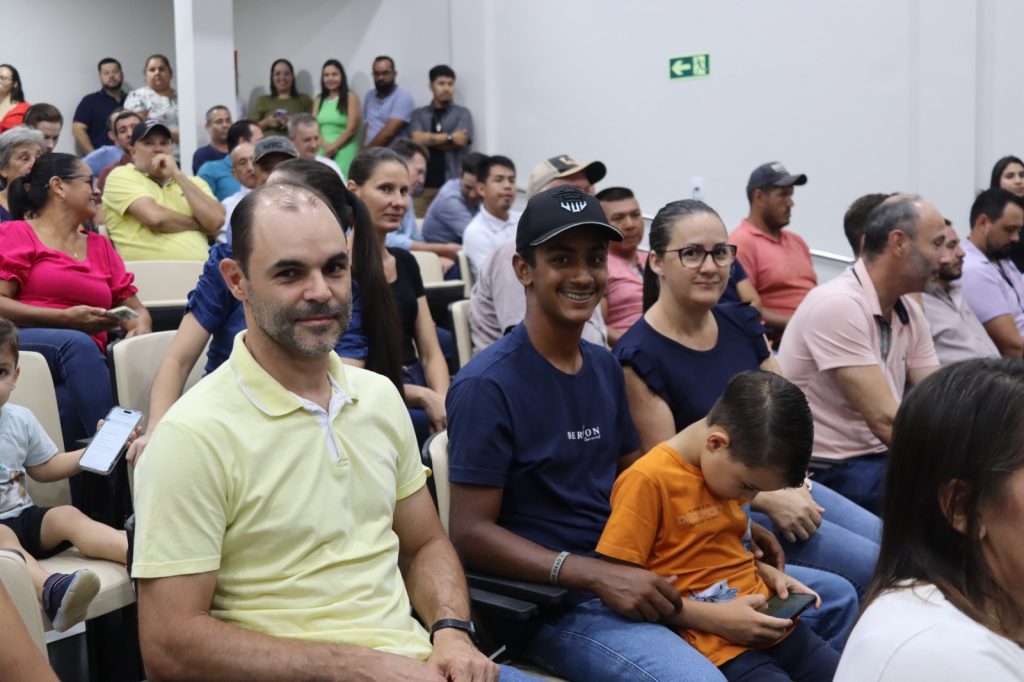 Convenções homologam Hélio Acosta candidato a prefeito e Alfredo Soares a vice para as Eleições Suplementares de 2025