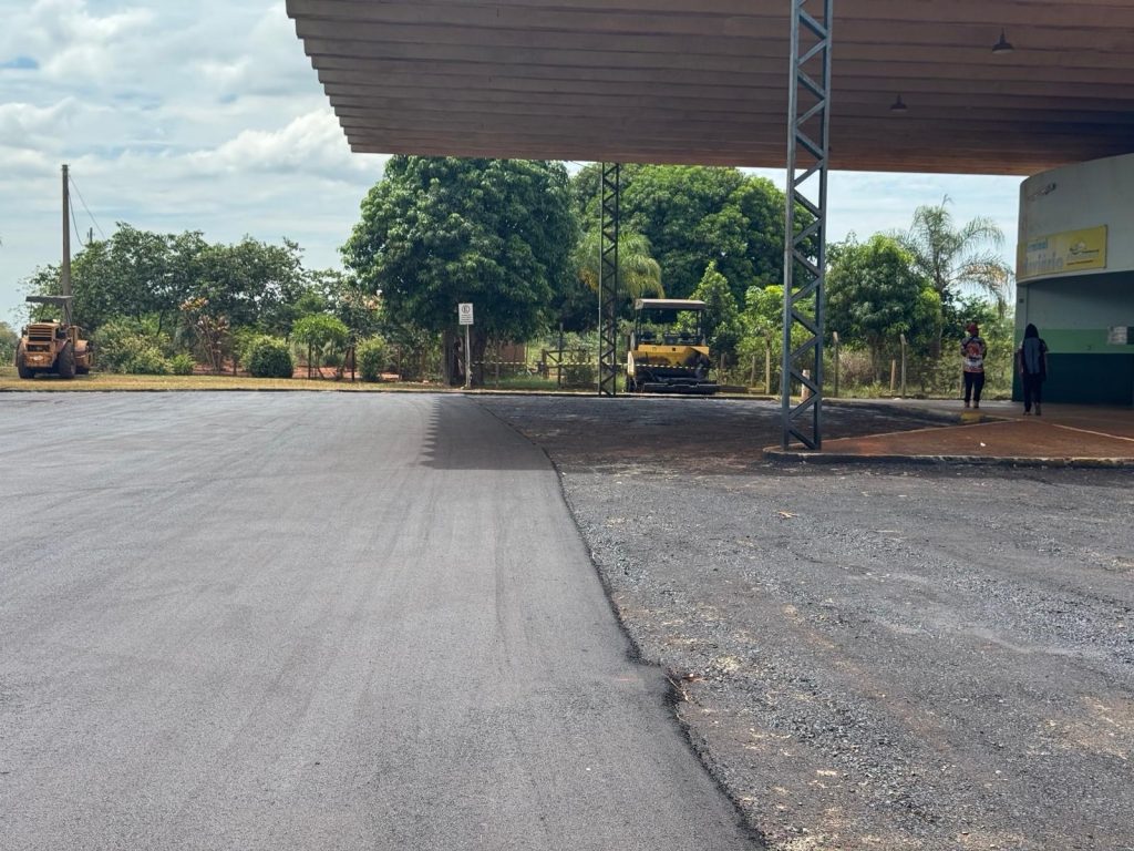 Prefeitura de Paranhos recupera acesso e estacionamento da rodoviária