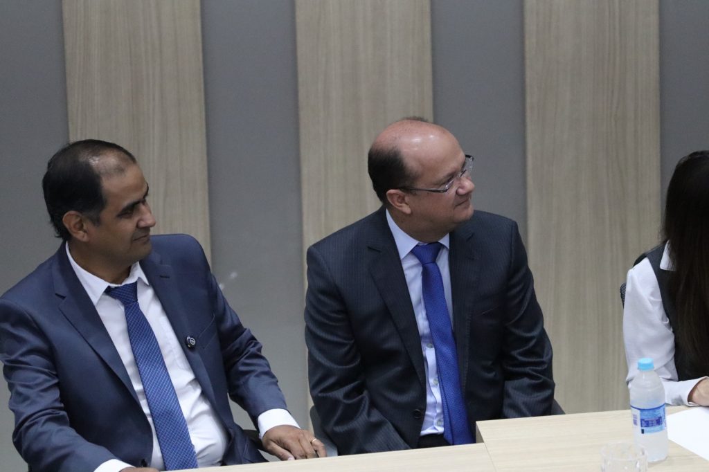 Paranhos realiza cerimônia de posse com presença de autoridades estaduais e municipais Paranhos realiza cerimônia de posse com presença de autoridades estaduais e municipais
