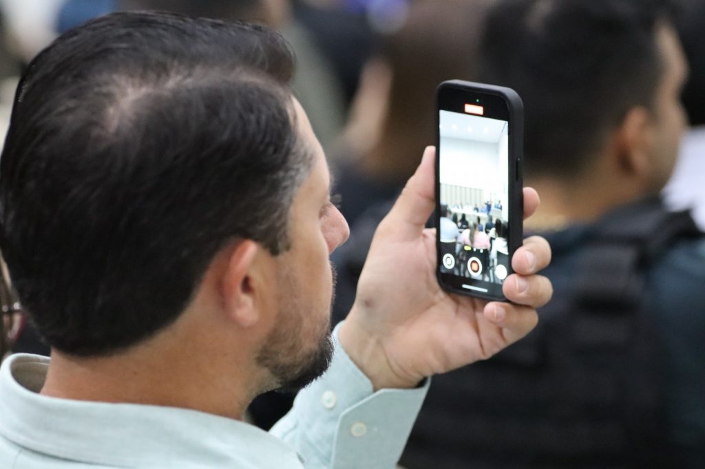 Paranhos realiza cerimônia de posse com presença de autoridades estaduais e municipais Paranhos realiza cerimônia de posse com presença de autoridades estaduais e municipais