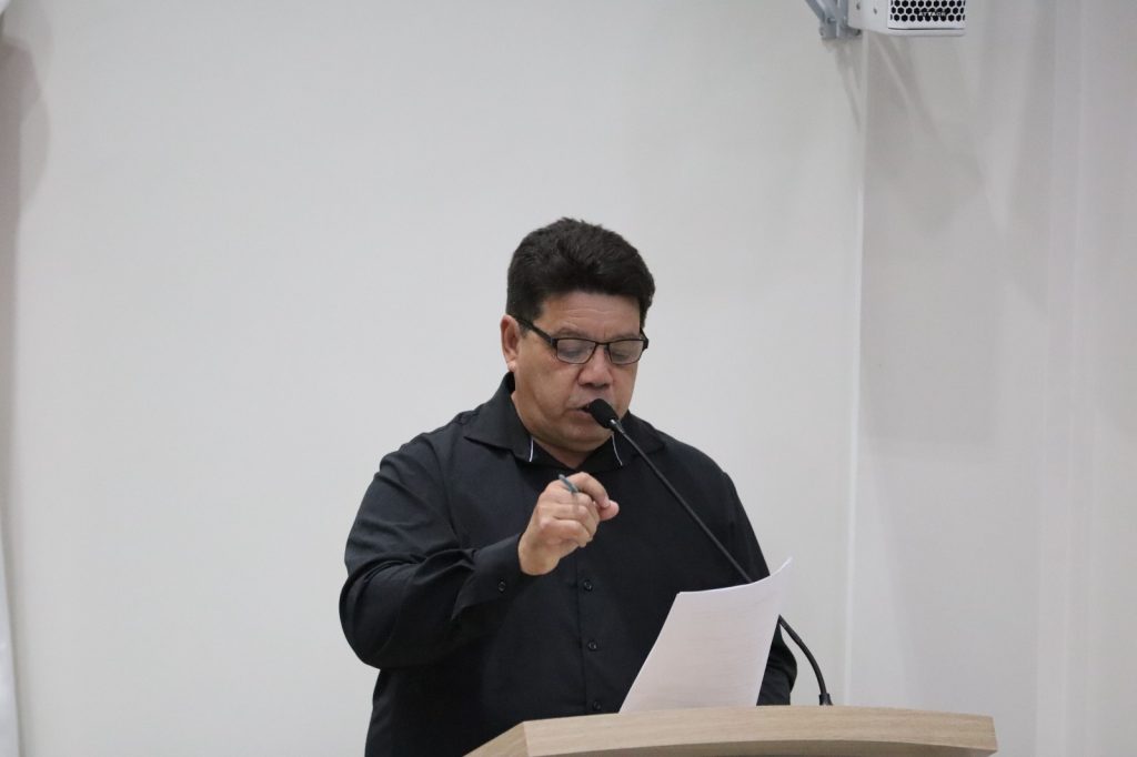 Paranhos realiza cerimônia de posse com presença de autoridades estaduais e municipais Paranhos realiza cerimônia de posse com presença de autoridades estaduais e municipais