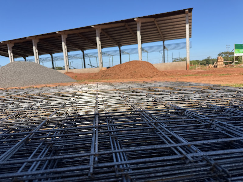 Avançam as obras de estruturação do Parque Vinícius Menegaz Prado em Tacuru Avançam as obras de estruturação do Parque Vinícius Menegaz Prado em Tacuru