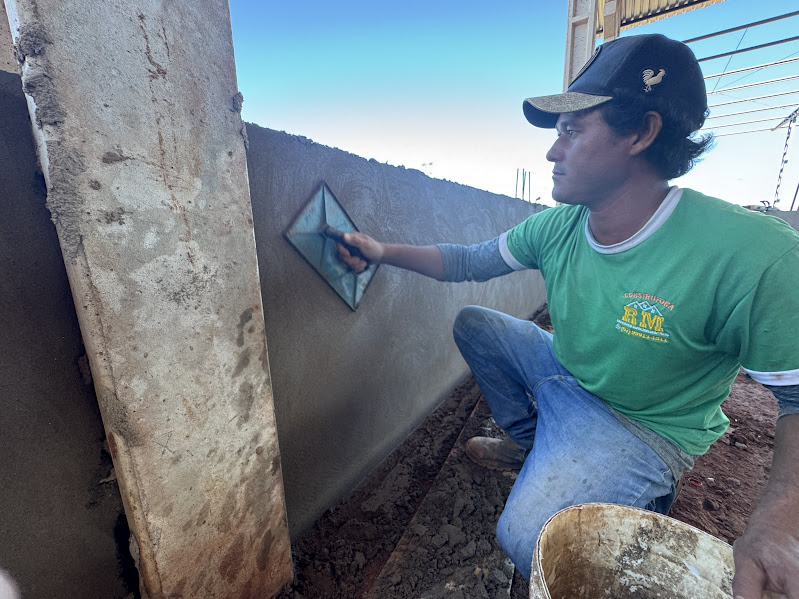 Avançam as obras de estruturação do Parque Vinícius Menegaz Prado em Tacuru Avançam as obras de estruturação do Parque Vinícius Menegaz Prado em Tacuru